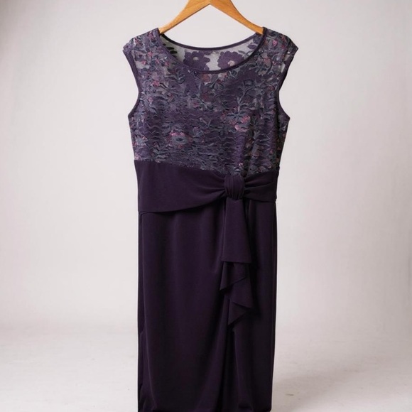 Marina Eggplant Purple Lace Sequin Mesh Gown Sz 8 | Formal Evening Slit Dress - Picture 2 of 3